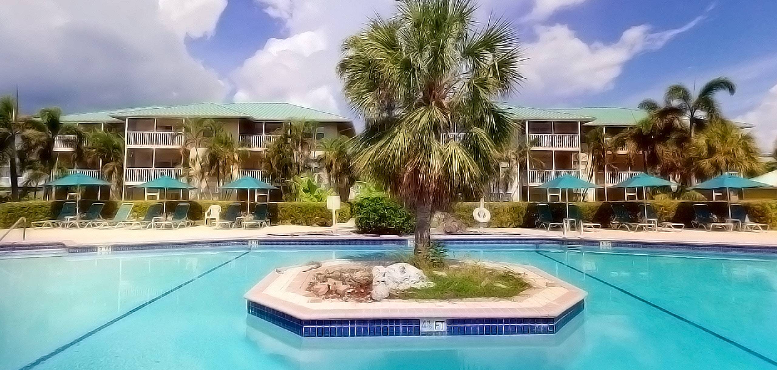 Courtyard Pool Island